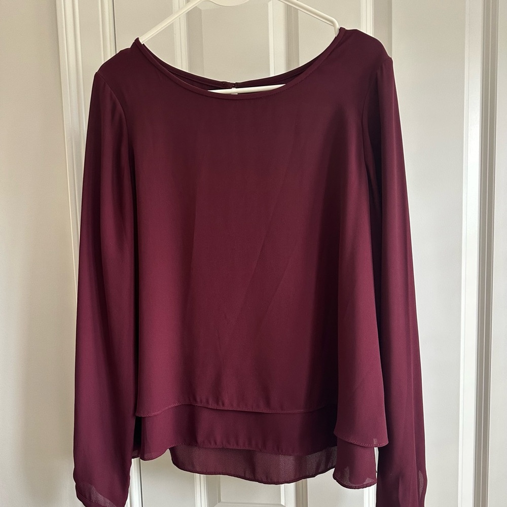 White House Black Market Blouse - Picture 2 of 8